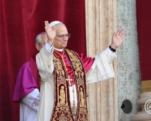 XIV. Leó pápa - A békéről, a szinodális, hidakat építő, szegények mellett álló egyházról szólt az új katolikus egyházfő első beszéde