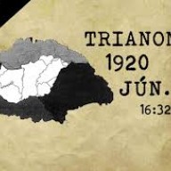 Néma főhajtás Trianon emléke előtt