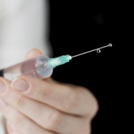 Engedély nélkül oltottak