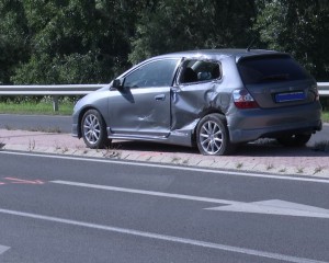 Motoros baleset Tátnál – súlyosan megsérült a motoros