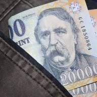 Nőnek adta ki magát a társkereső oldalon