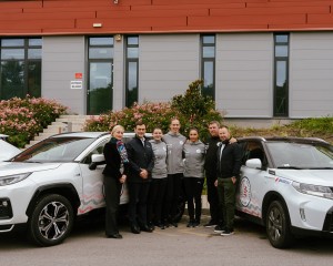 A Magyar Suzuki újabb autókkal támogatja az esztergomi kézilabdacsapatot