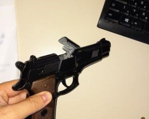 Játékpisztollyal keltett riadalmat, majd telefont lopott – ítéletet hozott a bíróság