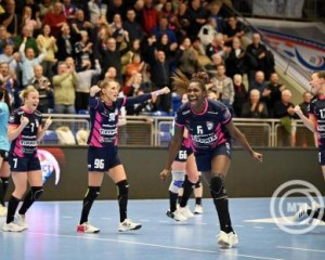 Női kézilabda EL - Csoportmásodikként továbbjutott, az Esztergommal negyeddöntőzik a Mosonmagyaróvár