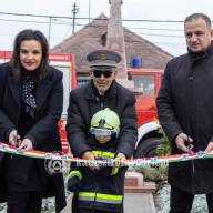 Megújult a nyergesújfalui tűzoltó emlékmű