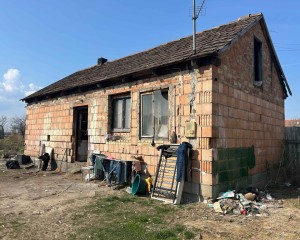 Lakhatási krízisben lévő családokat segít idén is a Karitász