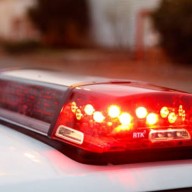 Baleset Esztergomban: Autó borult az oldalára a 11-es főúton