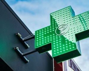 Közeledik az 5 napos ünnepi leállás: Ne maradjon gyógyszer és segítség nélkül!