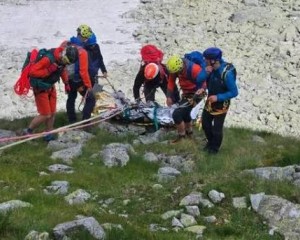 Összefogtak a mentőegységek: Sérült túrázót mentettek ki a Börzsönyből