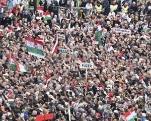 Október 23. - Orbán Viktor: nem megyünk háborúba, és nem fogunk meghalni Ukrajnáért, de élni fogunk Magyarországért