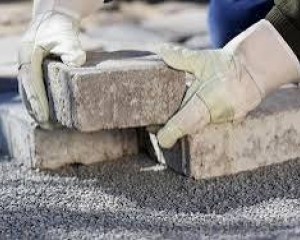 Folytatódik a járdafelújítási program Esztergomban