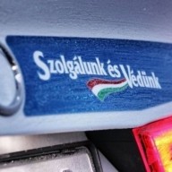 Parkolóhelyért balhéztak – előállítás lett a vége. Videóval