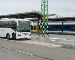 Több férőhellyel készül a MÁV-csoport a kegyeleti ünnepekre
