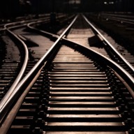 Tehervonat gázolt halálra egy embert Almásfüzitő és Komárom között