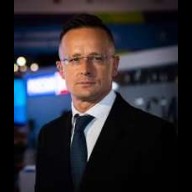 Szijjártó Péter bejelentése: Történelmi megállapodás született a magyar és a szlovák finomítók összekötéséről