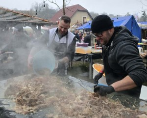 Mintegy 1600-an vettek részt az Annavölgyi Falusi Disznótoron