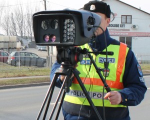 Esztergomban fix traffipaxok kerültek felszerelésre