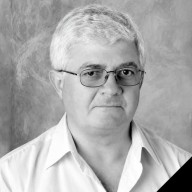 Elhunyt dr. Dinnyés József Gönczy Béla-díjas orvos