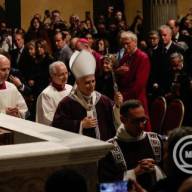 XIV. Leó pápa hamvazószerdán a lángokban álló világ hamvairól beszélt