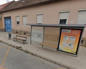 Május 27-étől ideiglenes megállóáthelyezés lesz Esztergomban