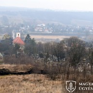 23 évet kaphat a sárisápi erőszakoló