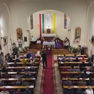 Szentmise az Esztergom-Kertvárosi Szent István Király Templomból  2025.12.21.