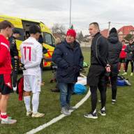 Dupla eszméletvesztés a Dorog–ESMTK edzőmeccsen, kórházba kerültek a játékosok