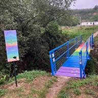 Szivárványhíd épült Dorogon a kiskedvenceknek