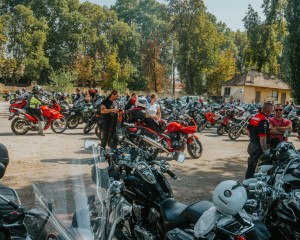 Ismét az esztergomi kórháznak gyűjtenek a motoros angyalok