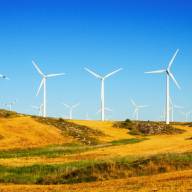 Mini Hollandia lehet Bajnából? Szélerőműpark épülhet a település határában