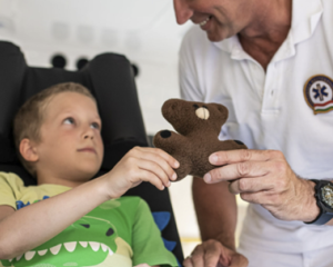 Díszítsük fel az őrangyalok karácsonyfáját!