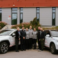 A Magyar Suzuki újabb autókkal támogatja az esztergomi kézilabdacsapatot