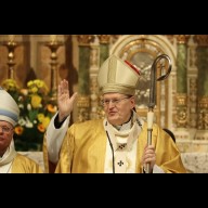 A hitélet hangja: Húszéves a Mária Rádió – Ünnepi szentmise a Bazilikában   