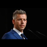 Hőség - Magyar Péter: 130 ezer liternél is több ivóvizet juttattak el az emberekhez a hétvégén