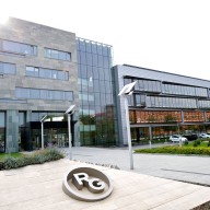 Tabuk és társadalmi nyomás – így látják saját egészségüket a nők a Richter Gedeon nemzetközi kutatása szerint