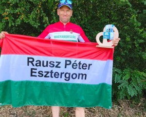 900 kilométer a nyeregben: Rausz Péter elképesztő ezüstérme a franciaországi ötnapos Ironmanen!