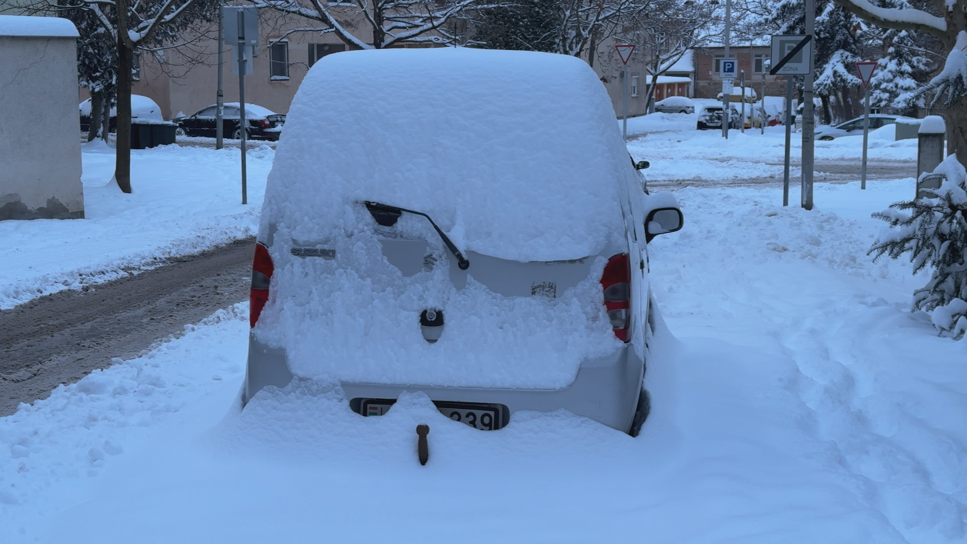 Rég nem látott havazás  Esztergomban  2026.01.07.
