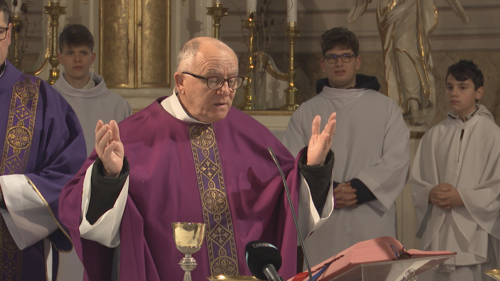 Szentmise a Nagymarosi Szent Kereszt templomból  2026.02.22.