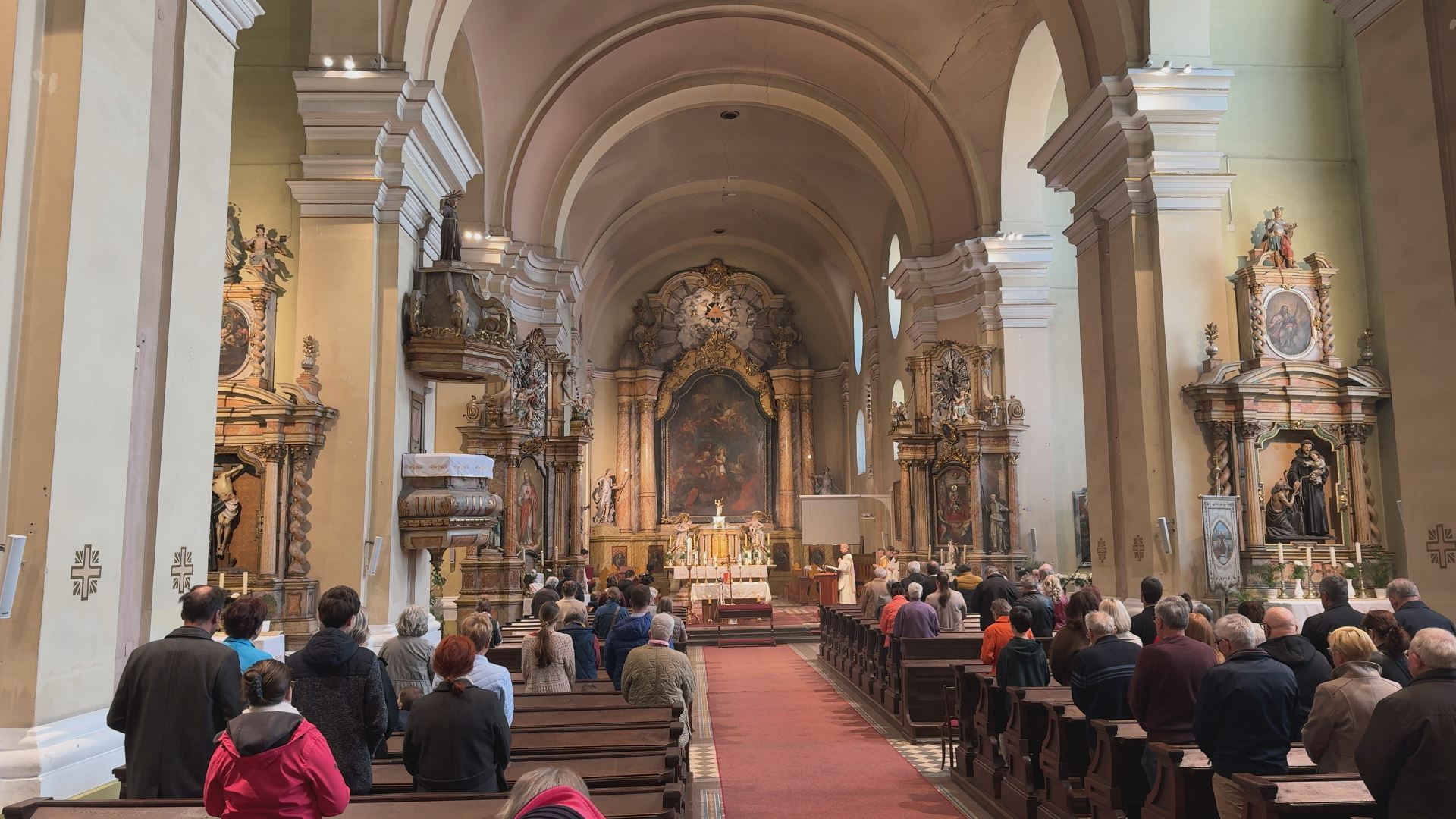 Szentmise az Esztergomi Ferences templomból  2026.04.19.